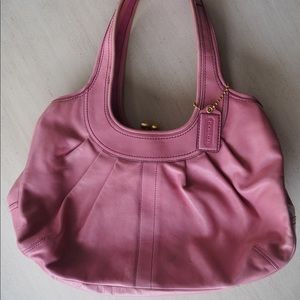 💕Pink lady Coach Legacy bag